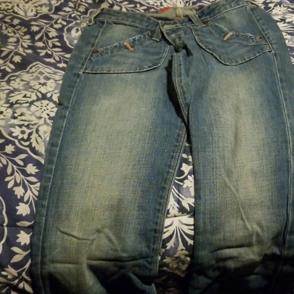 Jeans - Picture 2 of 9
